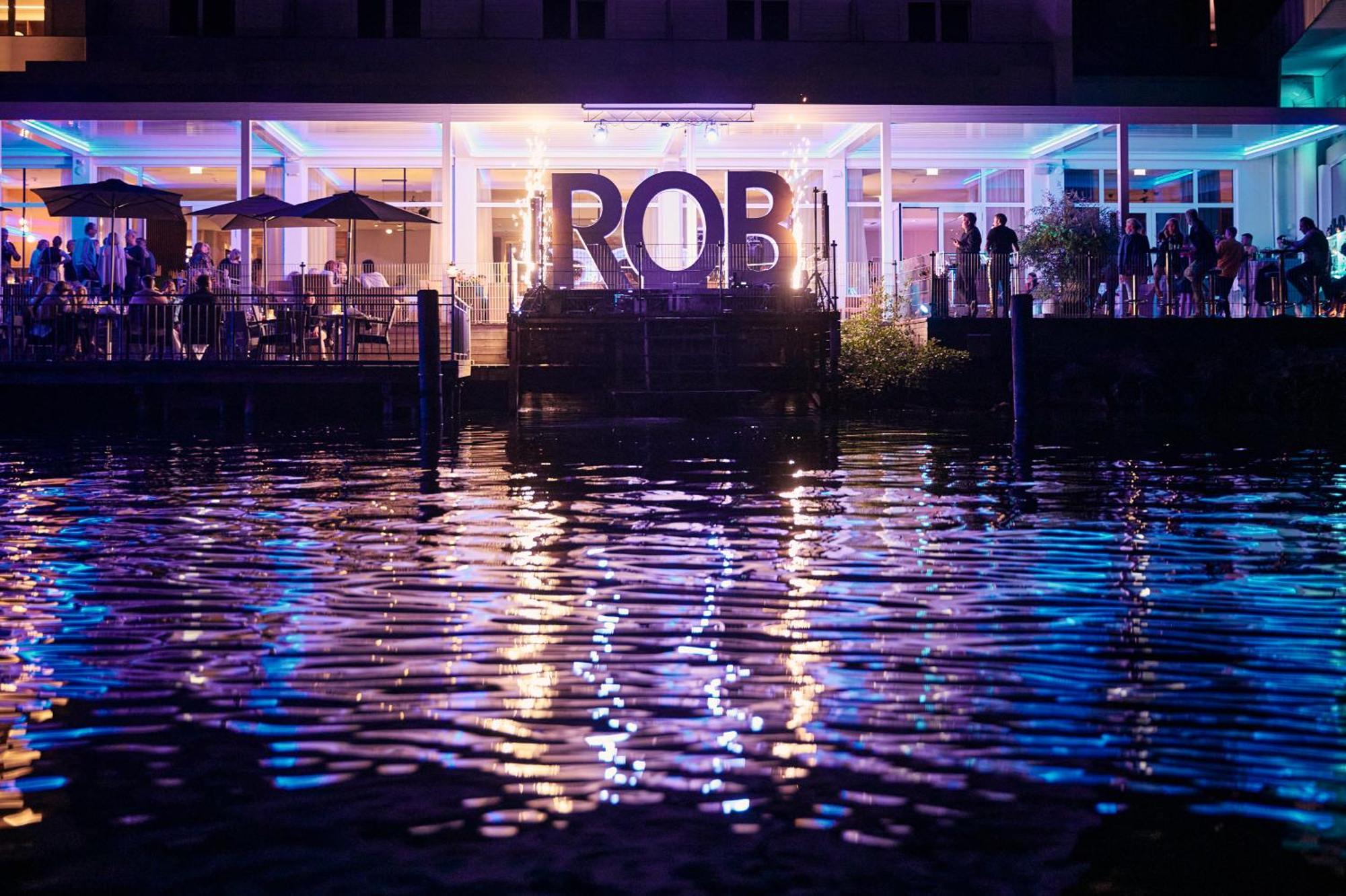 Robinson Landskron Esterno foto